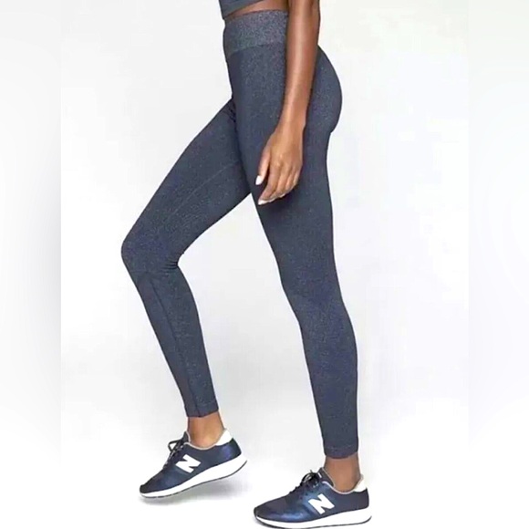 Athleta Pants - 🩷ATHLETA SEAMLESS GLITTER SPARKLE BLUE SIZE MEDIUM TRENDING LEGGINGS PANTS